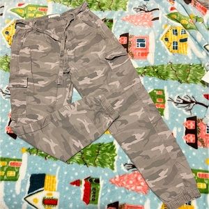 Abercrombie Kids camo cargo/bomber pants.